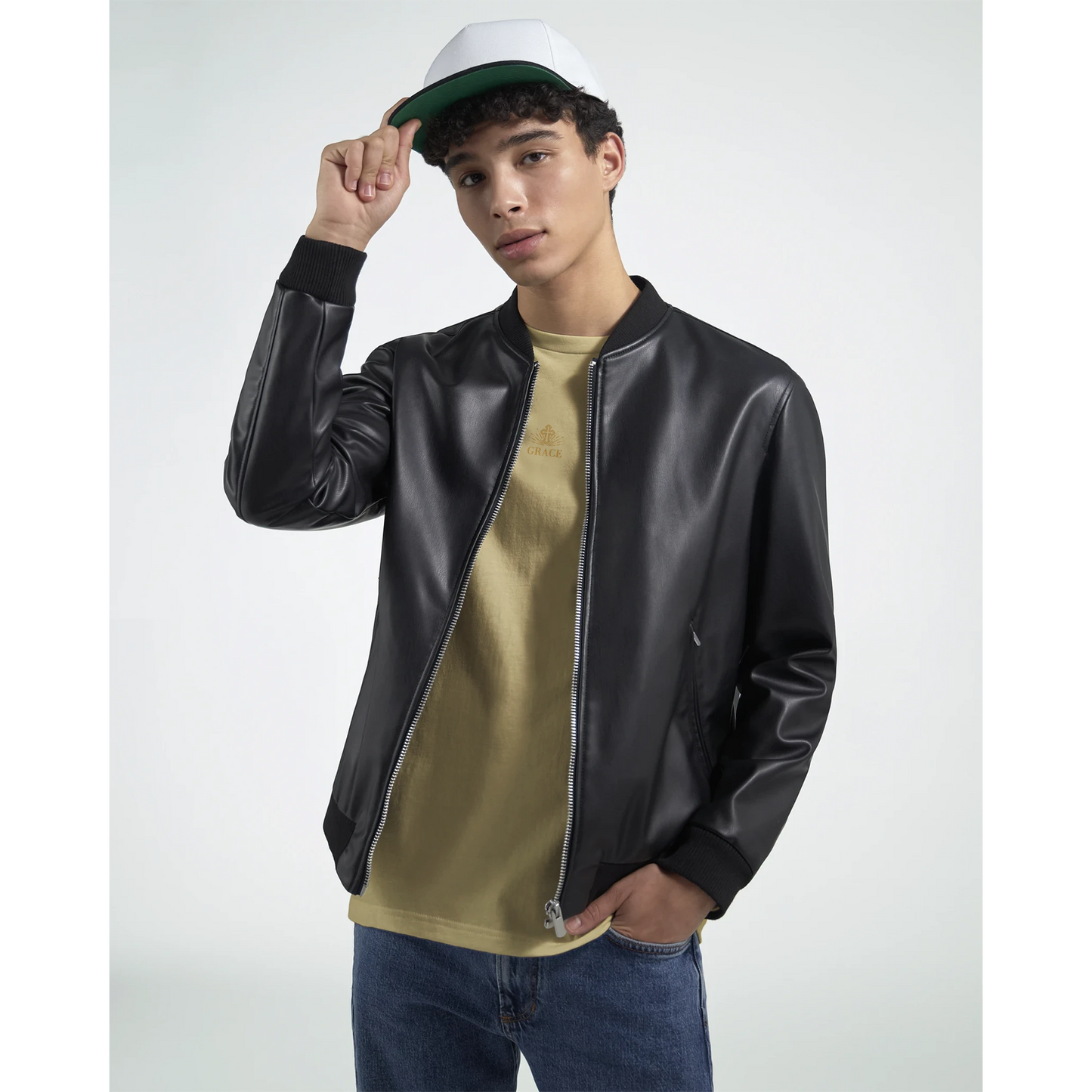 4091f4f8-51dd-420f-8ac6-6843e3c02a83